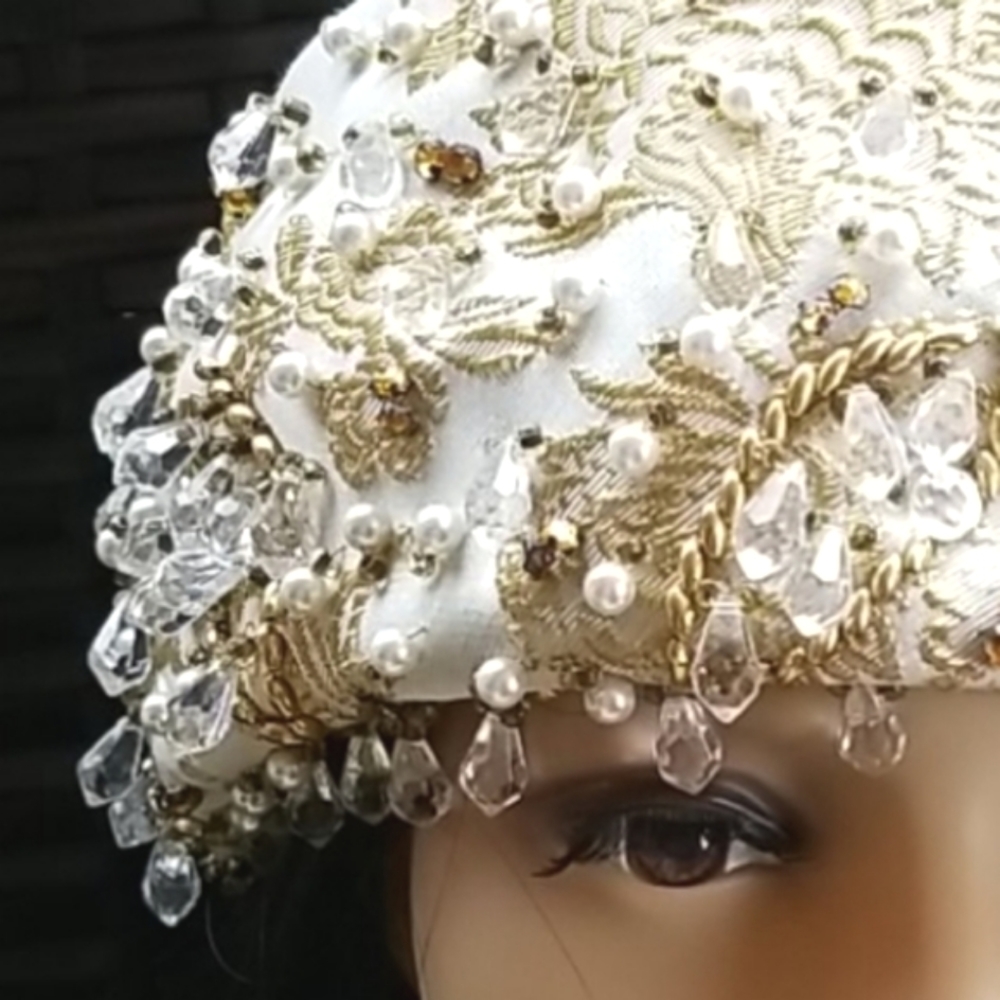 60's CHRISTIAN DIOR Vtg  Chapeaux Paris NY Beaded Ornate Wedding Hat Pristine EV - Picture 13 of 16